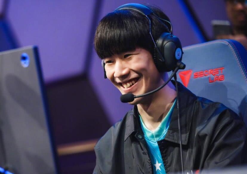 IEM墨尔本2025总决赛：最佳亮点、评论、表情包、网红反应