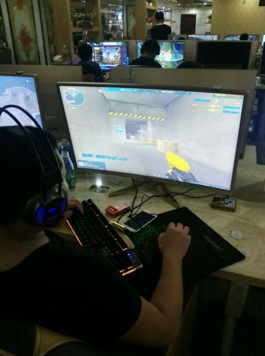 你永远无法赢得经济局！EDG因失误而输掉了第一局！ T1 1-0 EDG