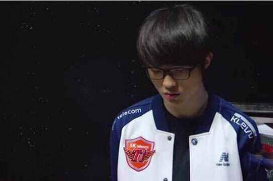 LCK各队大名单公布 ：DK中野续约 Faker仍坐镇T1中路