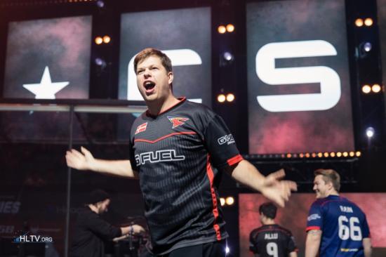 资讯2021APL秋季联赛第三天小组赛AC组